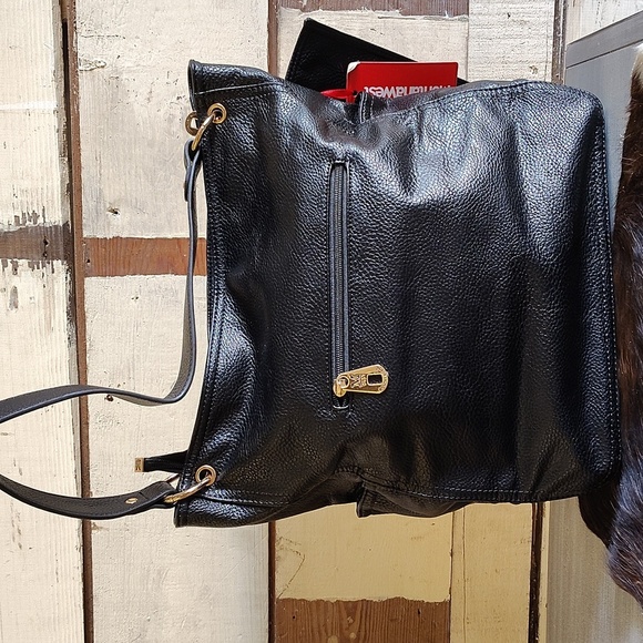 Montana West PU pebble leather black hobo bag with extra zip pouch - Picture 4 of 11